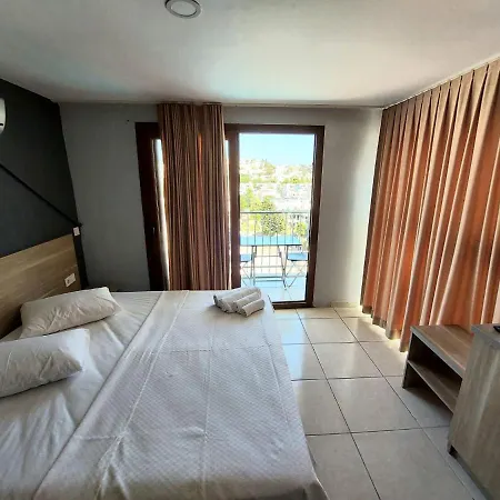 Rozetta Apartahotel *